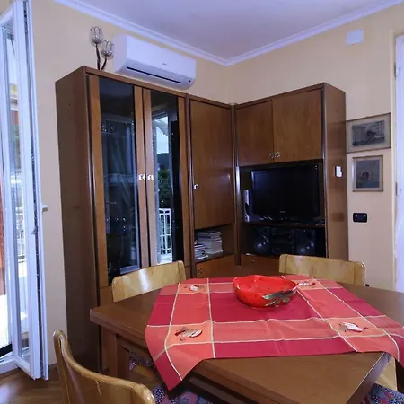 Alesia A4 Apartment
